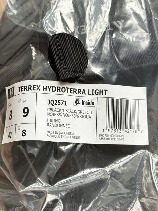 Нові сандалі Adidas TERREX