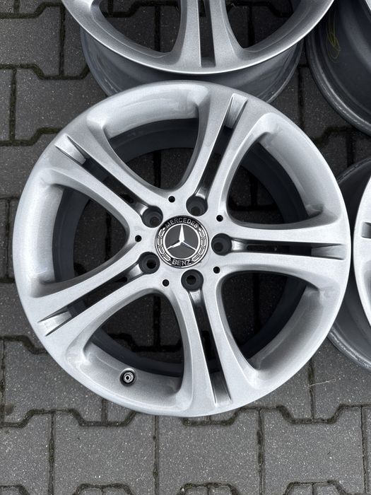 Felgi aluminiowe 17 cali 5x112 et 52.5 7,5J Mercedes Klasa A