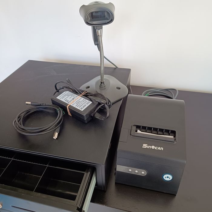 Scanner de código de barras, impressora térmica e gaveta de numerário