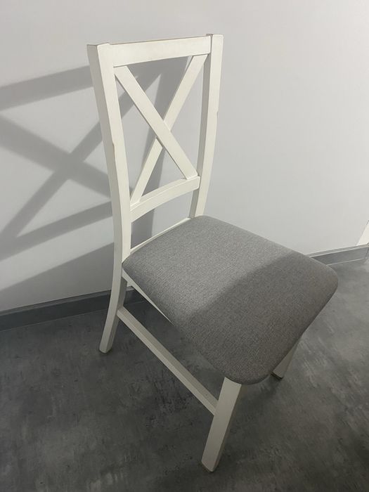 2 Drewniane krzesła kuchenne