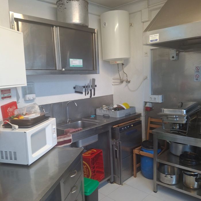 Restaurante Totalmente Equipado – Trespasse