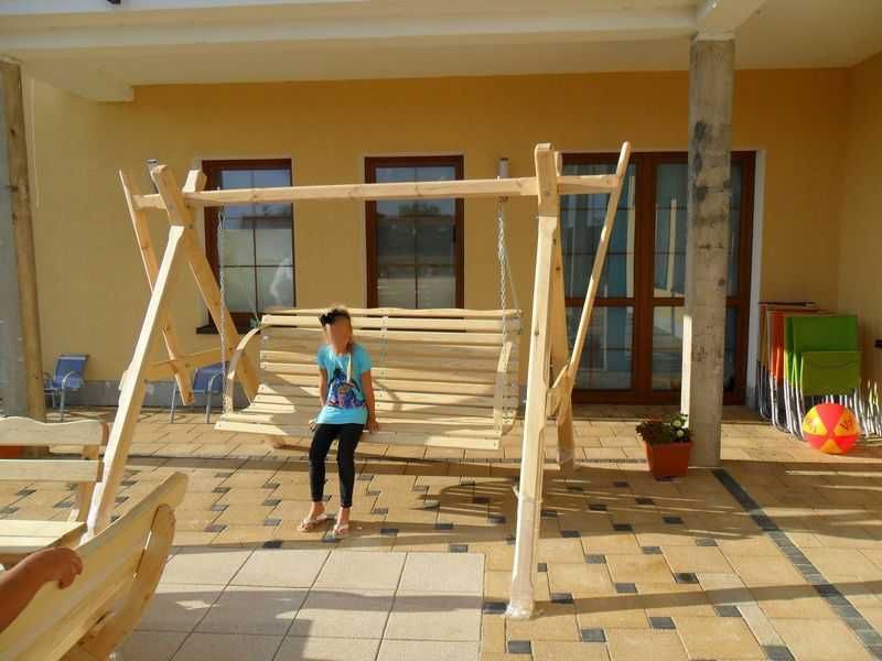 Huśtawka ogrodowa na plac zabaw belki 10 cm montaż dostawa