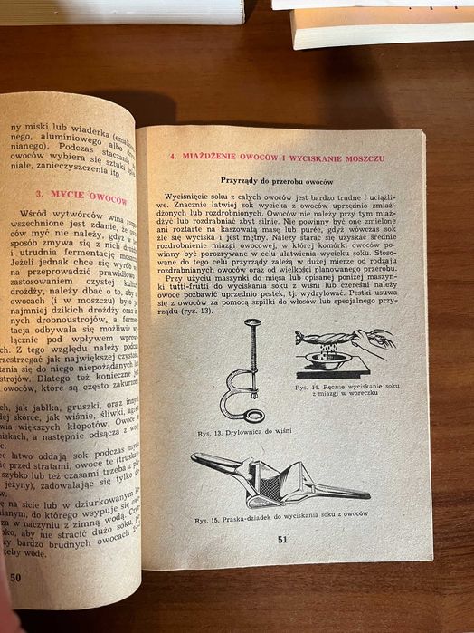 Domowy wyrób win ; Jan Cieślak ; stan dobry , poradnik