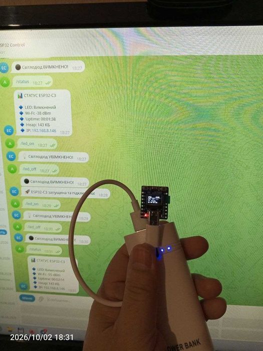 Плата розробки ESP32-C3 із 0,42-дюймовим модулем OLED