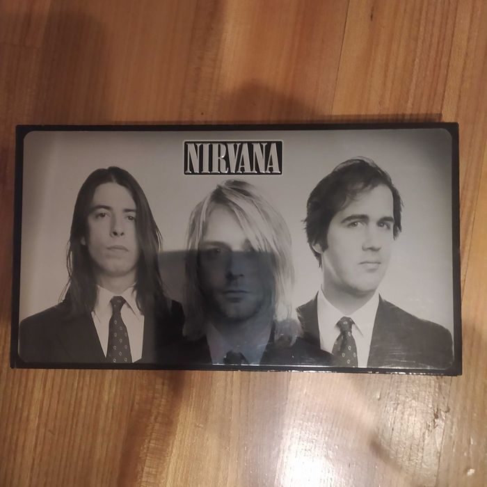 Nirvana - With The Lights Out