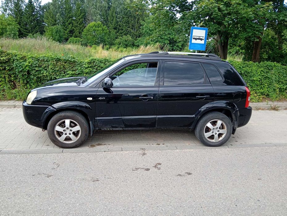 Tuson 4x4 klima  gaz sprawne 2006 r