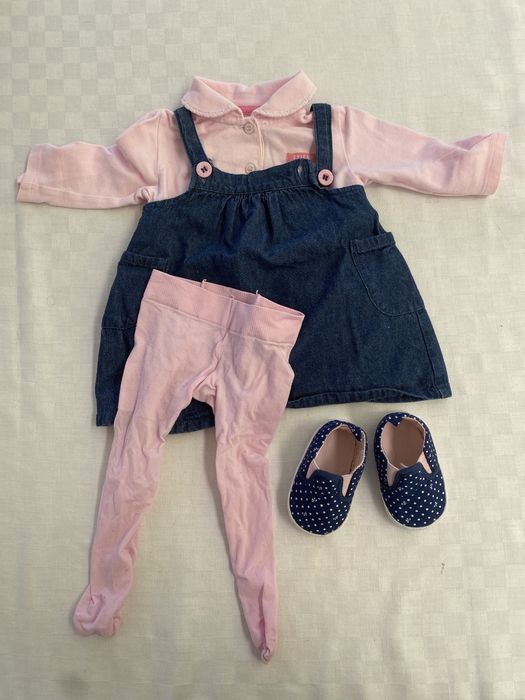 Conjunto saia de peito, blusa, polo de bebé menina