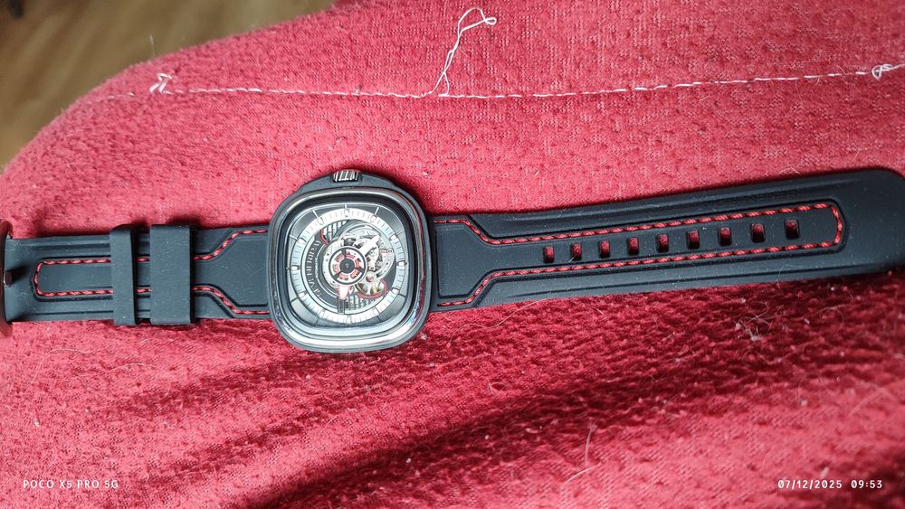 Relógio SevenFriday S‑Series, modelo S3/01