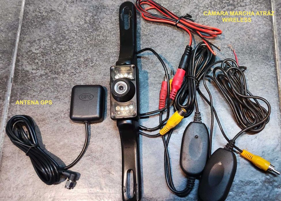 Auto rádio ANDROID+camara M.A. e antena GPS.