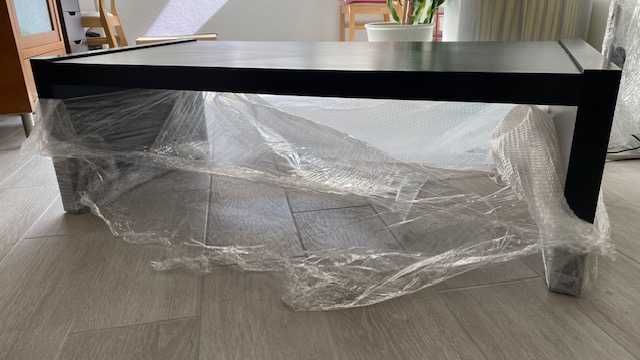 Mesa de apoio preta