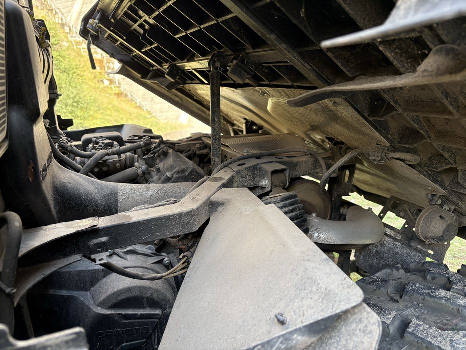 UTV cfmoto UFORCE 1000 4x4