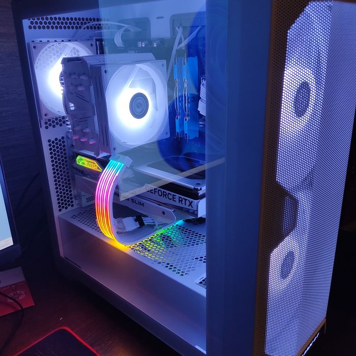 Игровой ПК i5-11400F / RTX 4070 12Gb / Lian Li LANCOOL 215