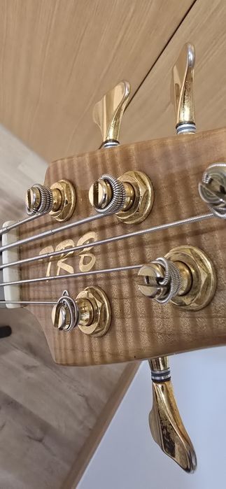 Yamaha TRB 5p ii baixo 5 cordas