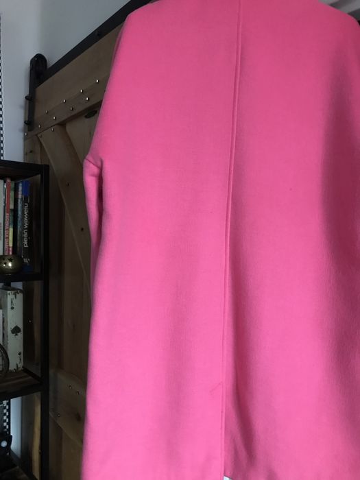 Różowy płaszcz Zara neon oversize rozmiar M