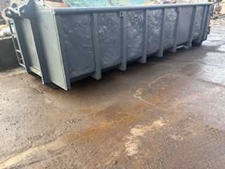 Kontener hakowy po remoncie KP 20 i inne