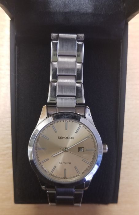 Жіночий годинник Seconda