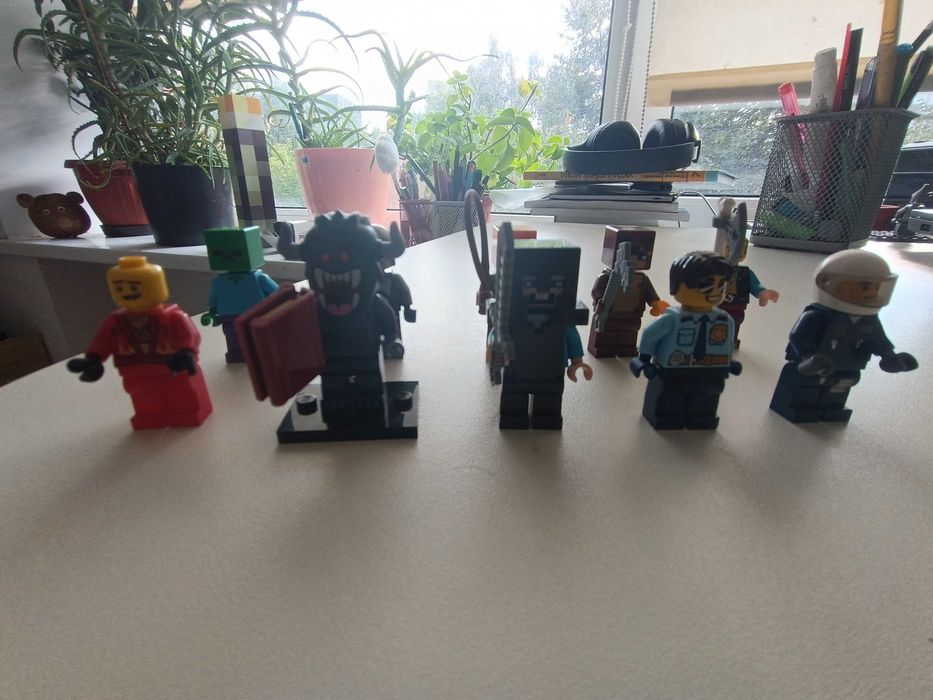 Lego фігурки оригінал