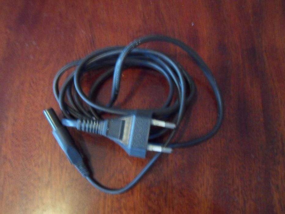 Кабель , подзарядки, новая подставка для плазмы.