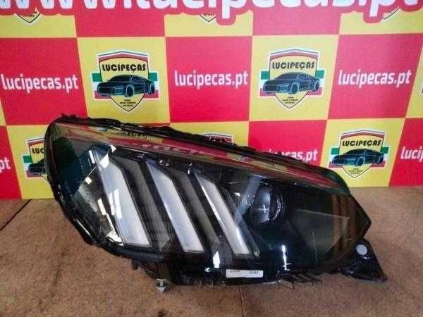 Otica Direita Peugeot 2008 II | 102571