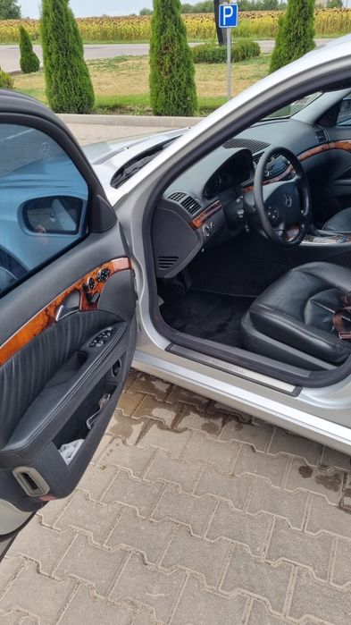 Mercedes-Benz E500