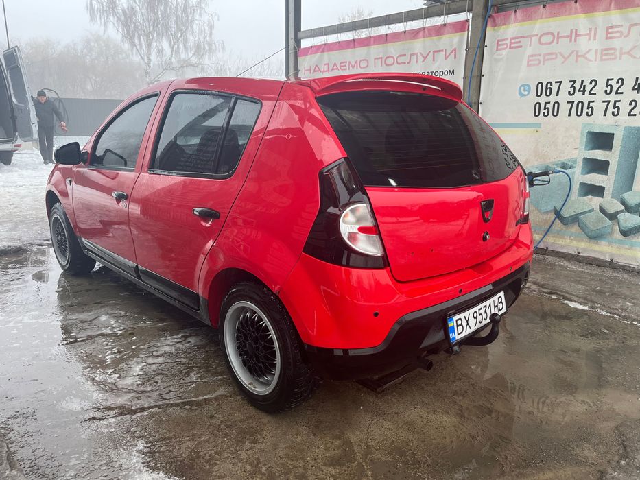 Sandero. 1.4 газ/бензин. Обмін.