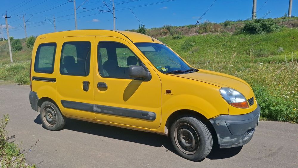Автомобіль Рено Кенго 2003