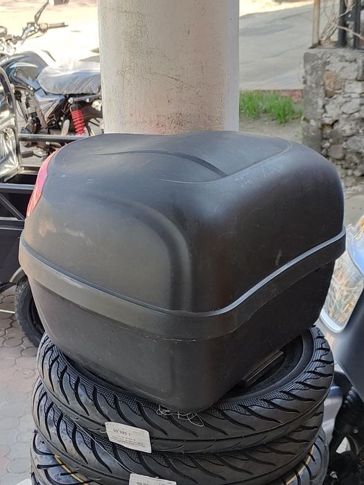 Продам кофр/ящик з кріпленням 30L