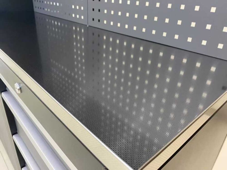 Меблі в гараж стелаж верстак стінка стелажі стіл мебель модульні стол