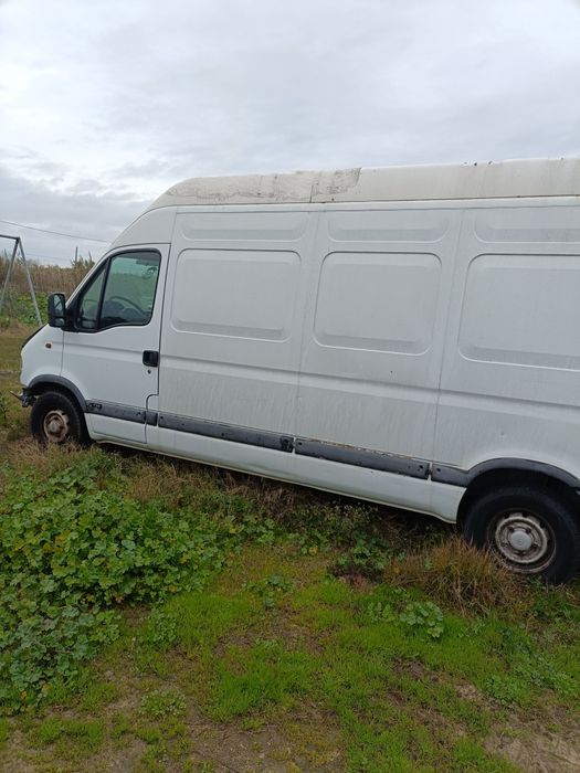 Renault master 2000€