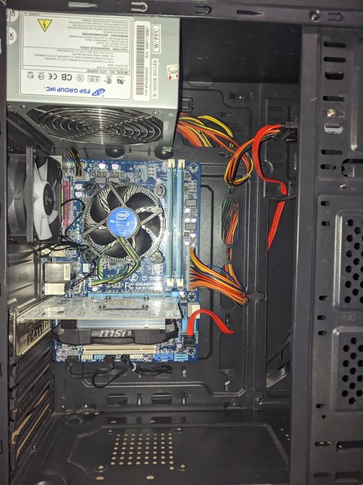 Комп'ютер в зборі. Core I5, 8Gb ОЗУ, GT730 2 GB, SSD 128GB HDD 500GB.