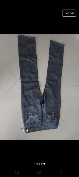 Calcas de ganga novas marca trussard