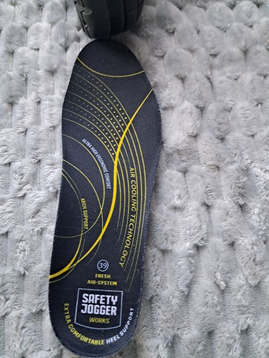 Buty robocze safety jogger 39