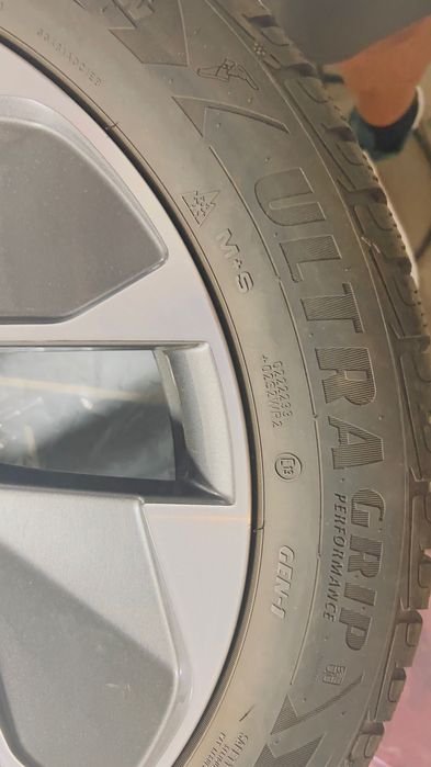Jantes VW ID.3 18" com pneus de inverno