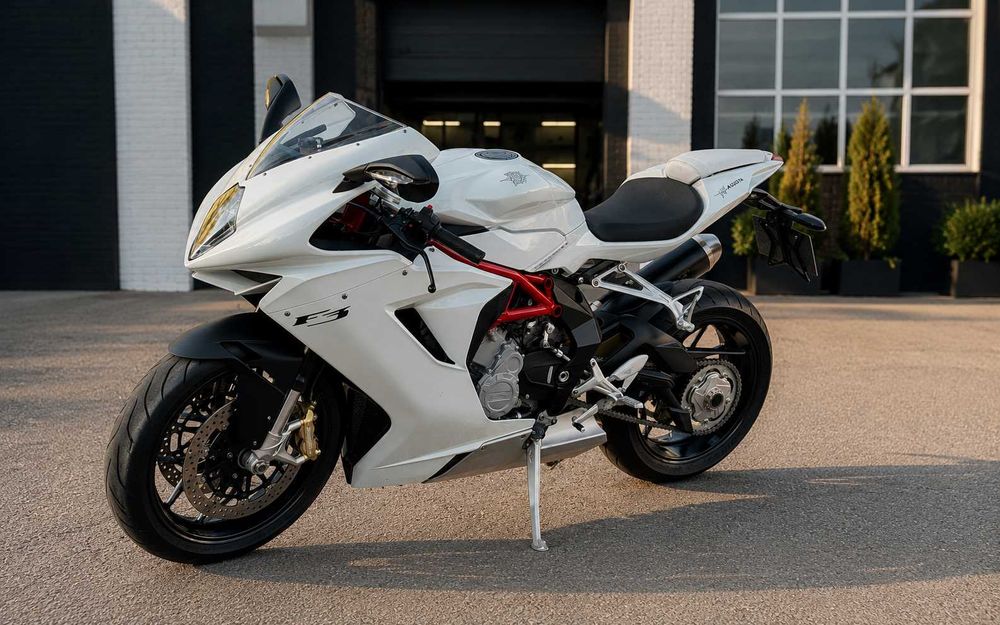 MV Agusta F3 675 2013, біла - практично нова, 5750 км