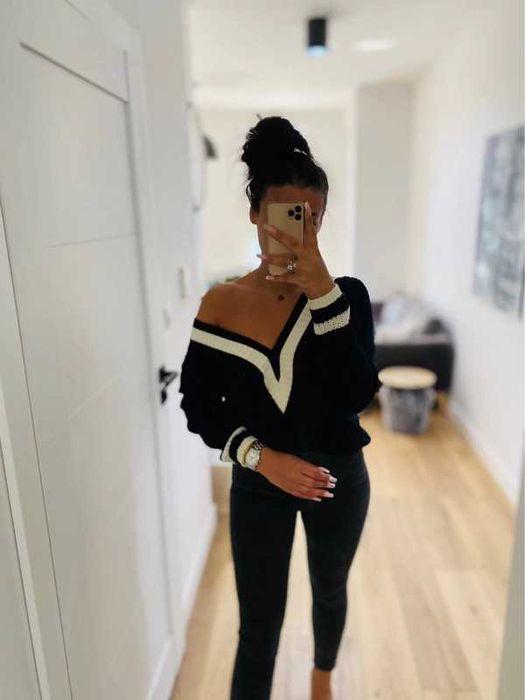 Czarny sweterek Rozmiar M