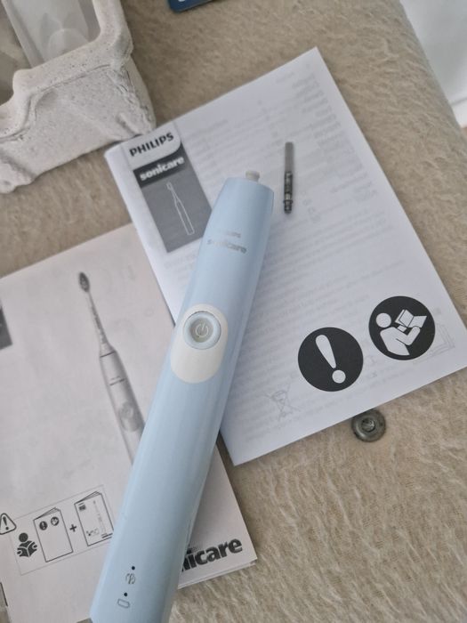 Soniczna szczoteczka philips  sonicare  uszkodzone