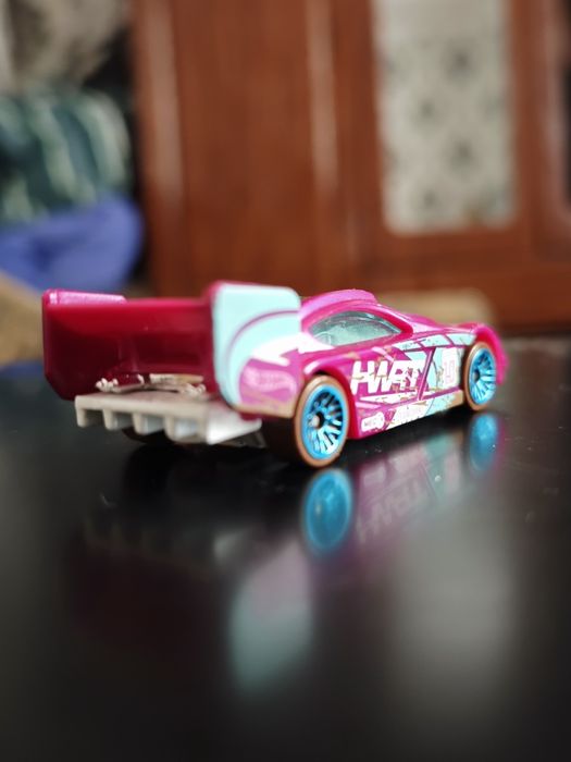 Продам Hot wheels машинки