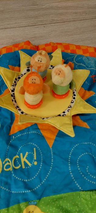 Продаеться дитячий коврик 1нтерактивний.