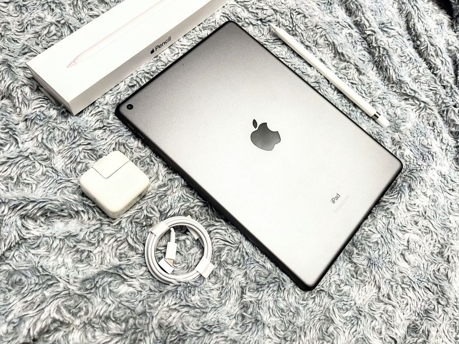 IPad 7 (128 gb) wi-fi, отличное состояние + стекло! A2197