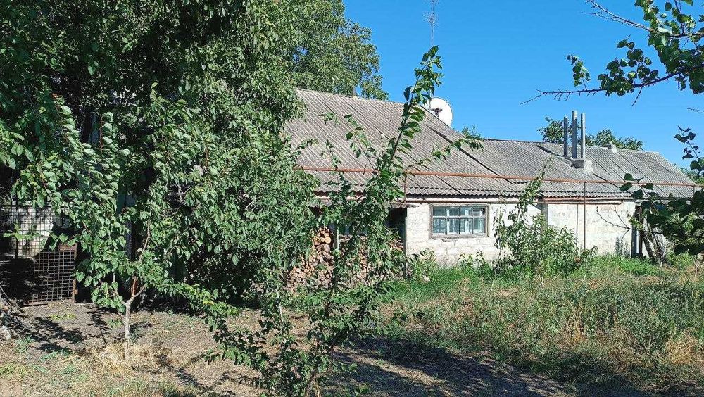 Терміново продається будинок в м. Пятихатки.