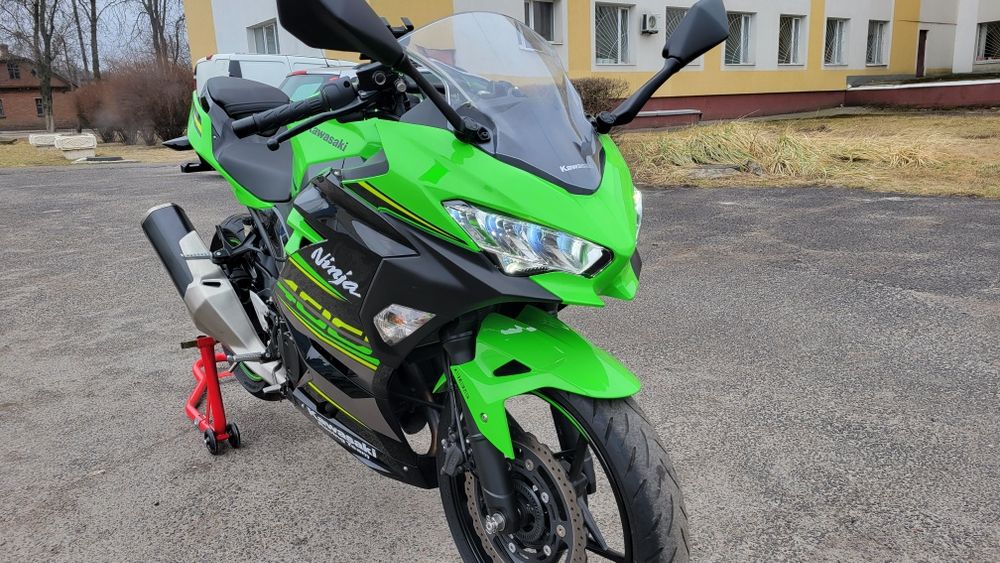 Kawasaki Ninja 400 2018p