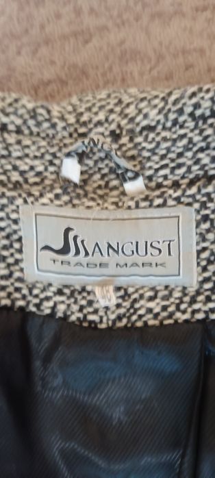 Пуховік і Пальто жіночє wool