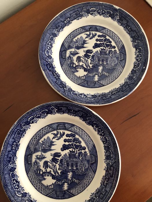 Two Antique Plates445409690628270081