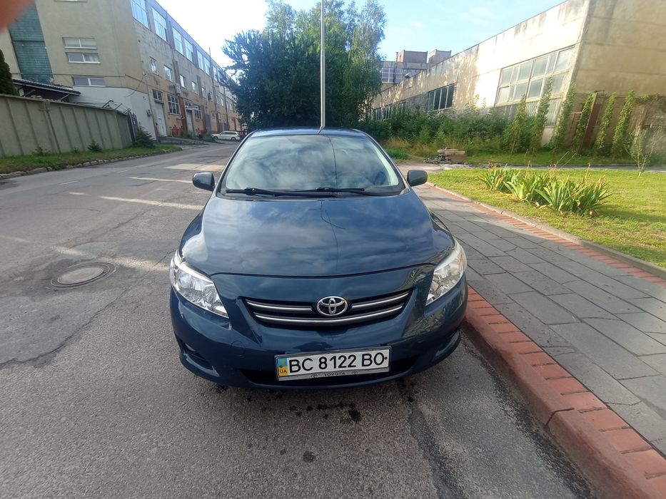 Toyota Corolla 1.6 МКПП