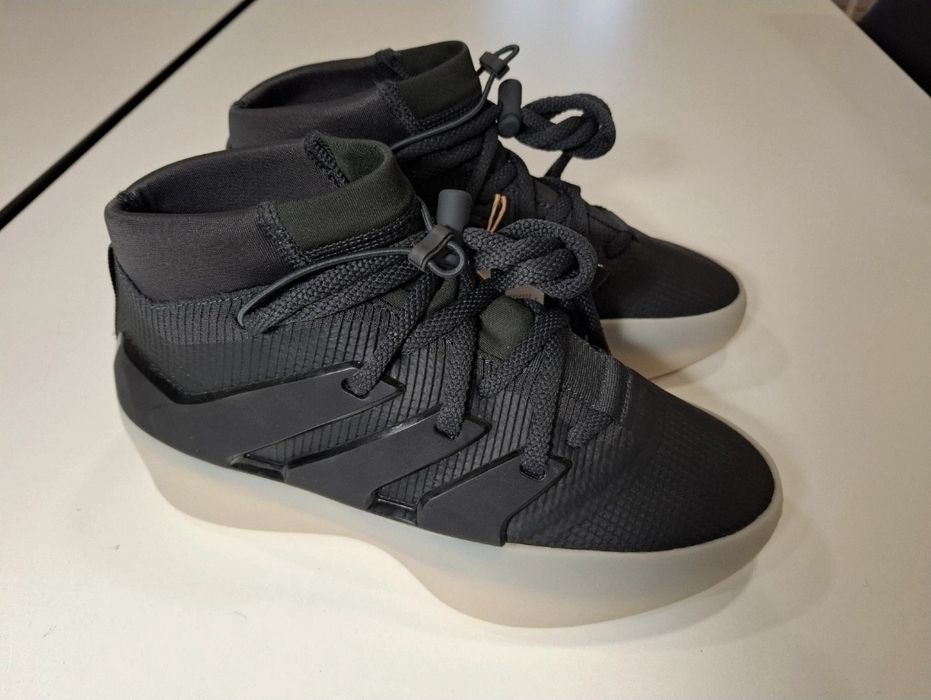 Ténis Adidas Fear of God