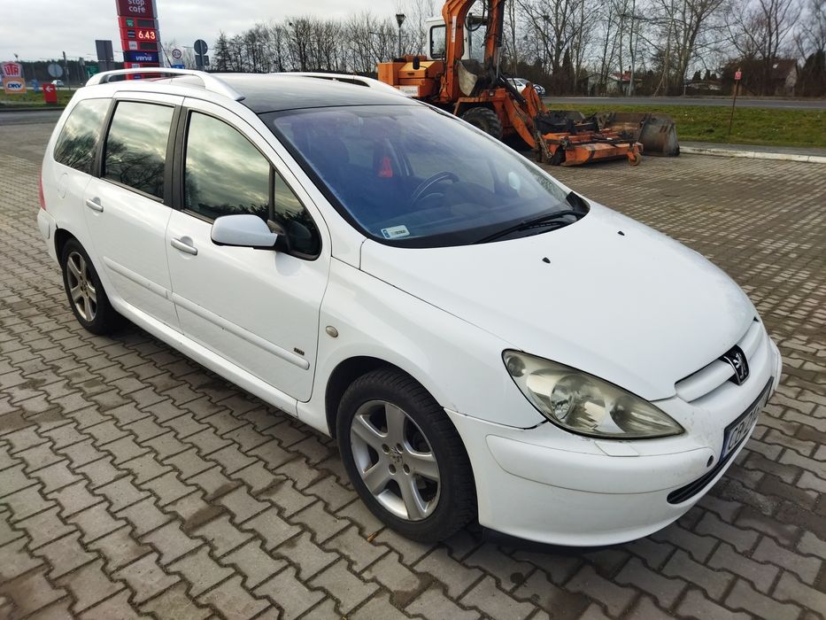 Peugeot 307 1.6 HDi rok 2005 panorama