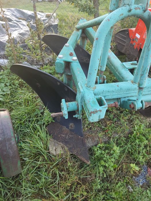 Плуг Бомет 2/35см