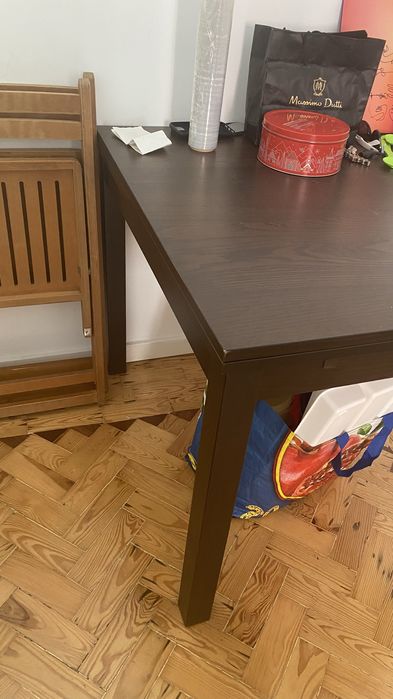 USADO (Muito Bom) - Mesa Jantar Bjursta (IKEA)