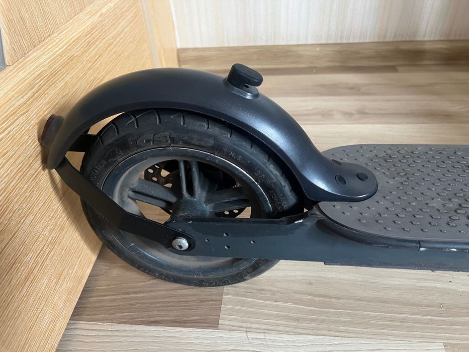 Електросамокат Xiaomi M365