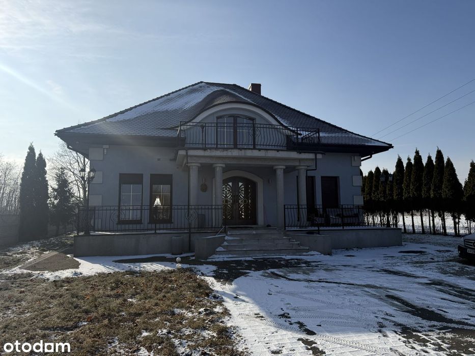 Przestronny dom 216 m² dla rodziny | 5 pokoi | Ogród | Pleszew